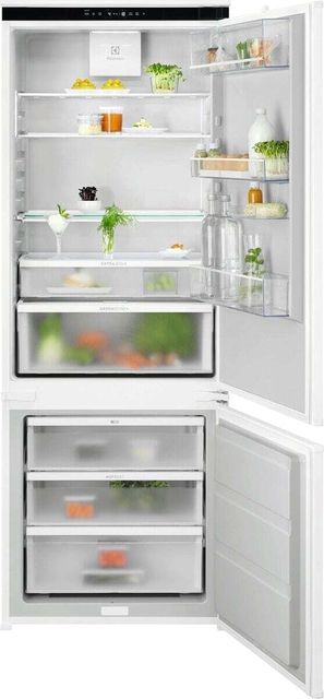 Electrolux LNG7TE75S Frigocongelatore Serie 700 GreenZone 710/696 188,4 cm, 376…