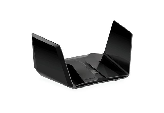 NETGEAR Nighthawk RAXE500 - Router wireless - switch a 4 porte - GigE, 2.5 GigE…