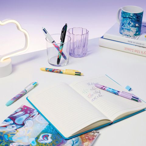 Penna a sfera 4 Colors Decor - fantasie assortite - Bic - expo 30 pezzi