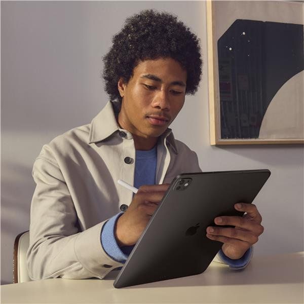Apple iPad Pro 13ʺ Pro Wi‑Fi + Cellular 1TB display nanotexture Argento, 33 cm …